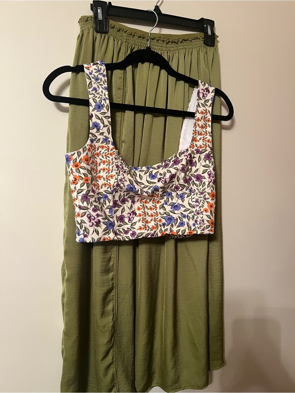 Floral Scoop-Neck Crop Top skirt SET SAVE MONEY!!